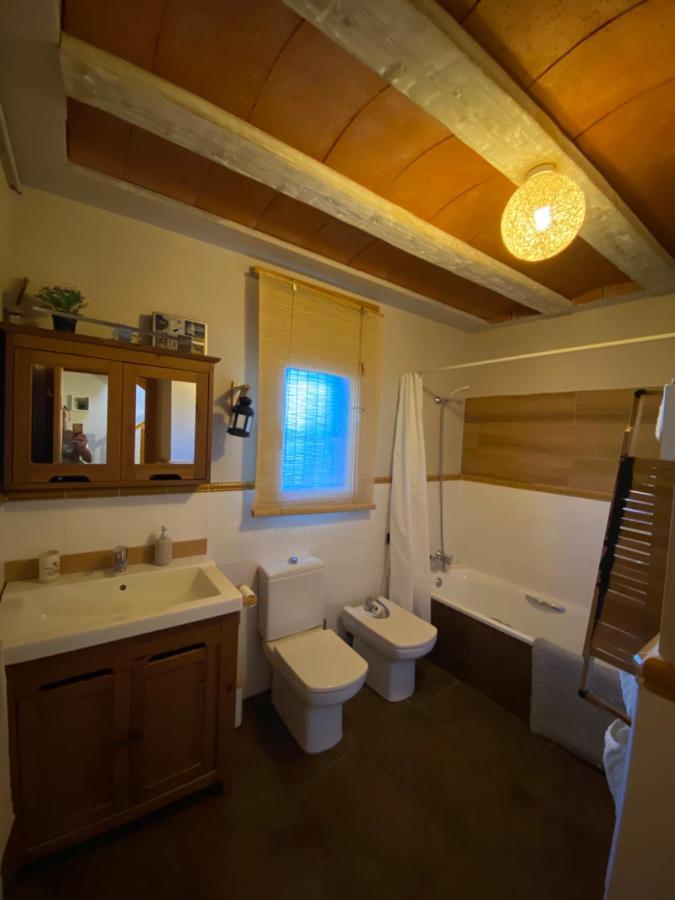 Moli Den Burch Villa Santa Eulalia de Ronsaná Екстериор снимка